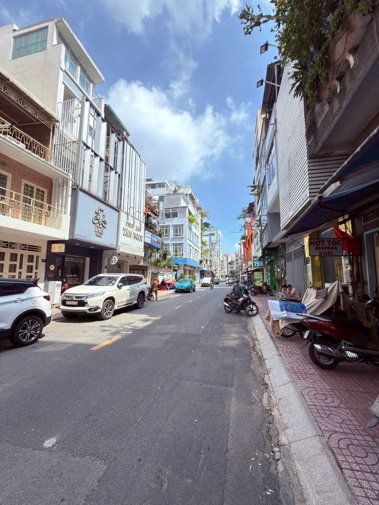 Mặt tiền Bàn Cờ , Quận 3 , (5 tầng) giá 14,5Tỷ - Ảnh 3