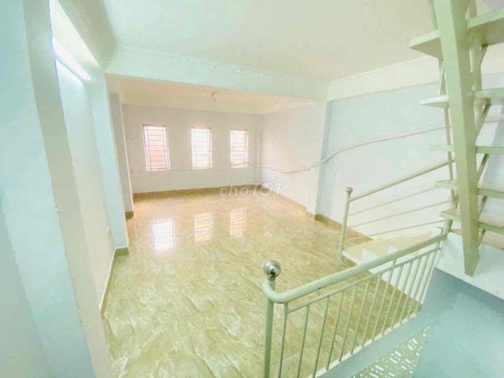 HÀNG MỚI BÁN GẤP LÊ QUANG ĐỊNH DT 32.1m2 3,5x10 2t150 TL - Ảnh 2