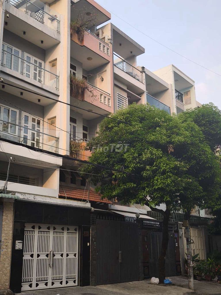 Mặt tiền đường 22 KDC Bình Phú 4x19 5 tầng vị trí cực đẹp - Ảnh 2