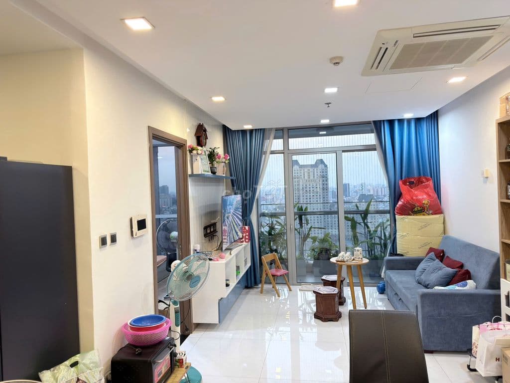 Bán gấp 2 PN Vinhomes Central Park, Full nội thất view thoáng đẹp