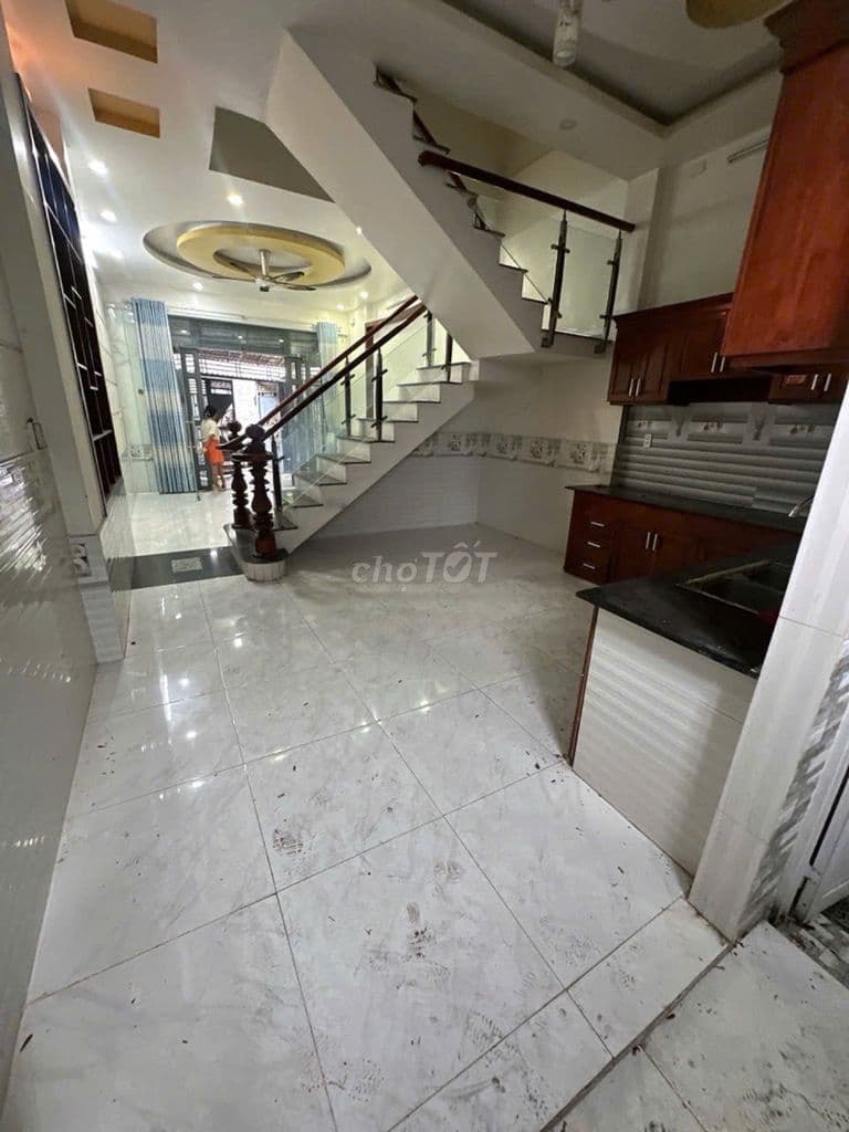 NHÀ 4 TẦNG Hơn 62m2 BTCT KIÊN CỐ-HXH Nhà ĐẸP GIÁ CỰC SỐC Chỉ 4,9 TỶ - Ảnh 2