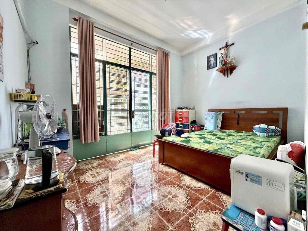 BÁN NHÀ HẺM XE HƠI CÁCH MẠNG THÁNG 8, TÂN BÌNH 45M² 3 TẦNG CHỈ 8T75