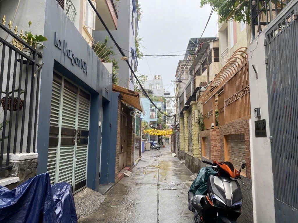 Bán nhà Đ.Cô Giang Q1 nở hậu 5,3m, mặt tiền hẽm oto chỉ với 8,9 tỷ. - Ảnh 2