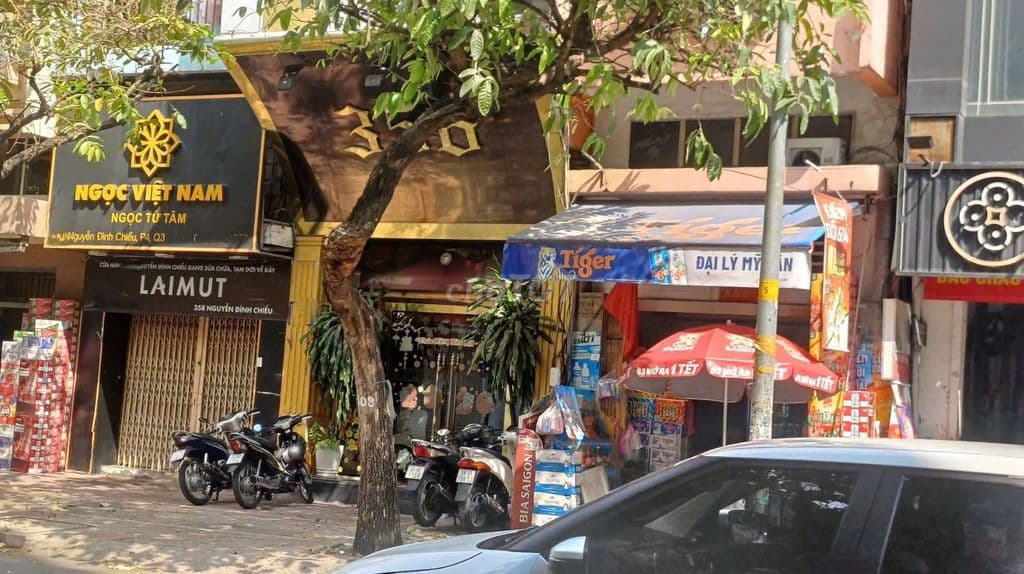 ngọp bank cần bán gấp mặt tiền đường nguyễn đình chiểu phường 4 Q 3