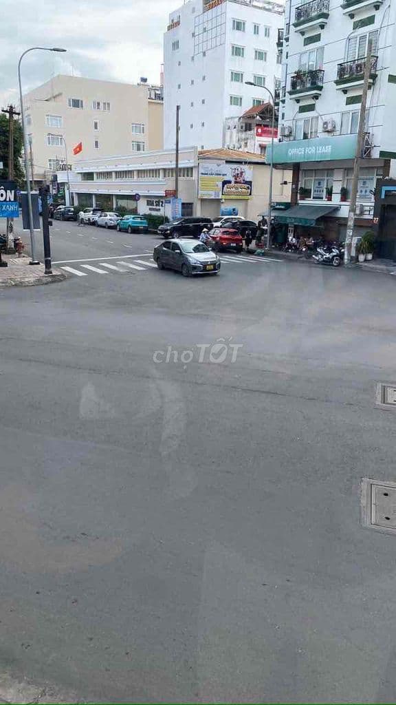 Bán Nhà Khu Hoàng Việt VIP