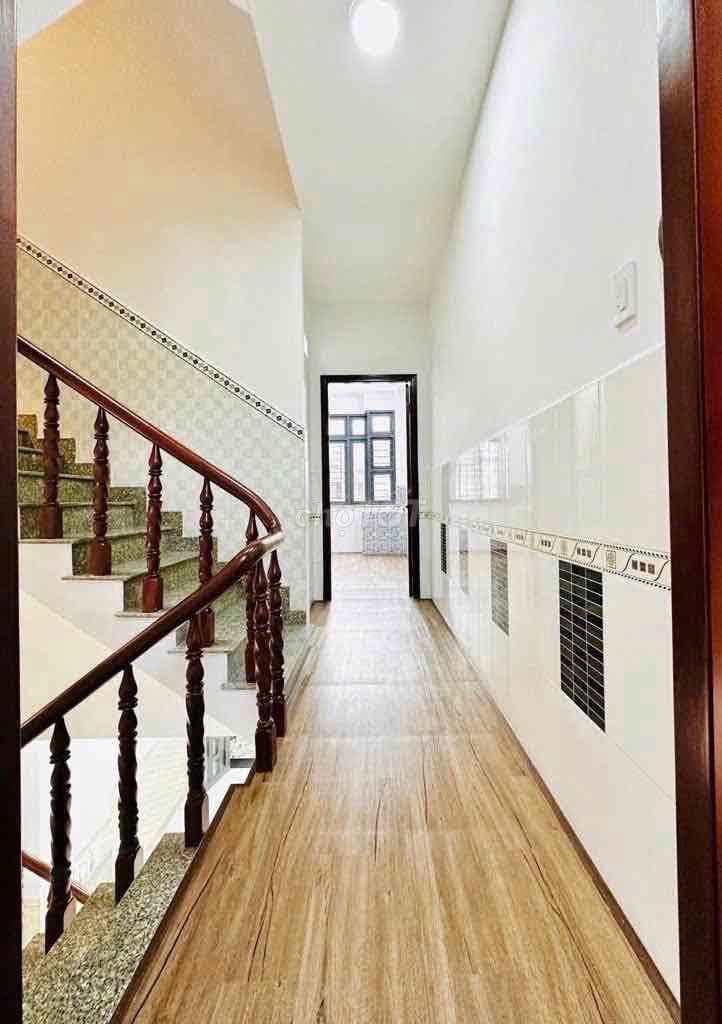 XE HƠI ĐỖ CỬA - 4 TẦNG BTCT 49M2 - NHỈNH 6TỶ - NGUYỄN VĂN ĐẬU - Ảnh 3