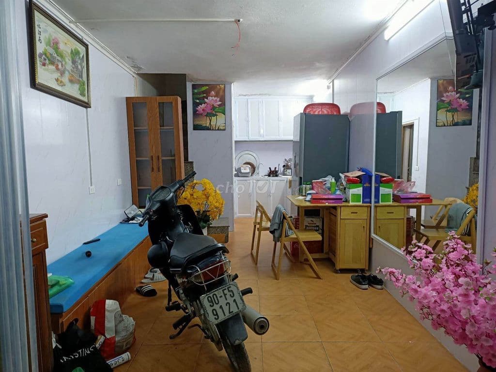 bán nhà Lĩnh Nam gần chợ tiện ích - Ảnh 2