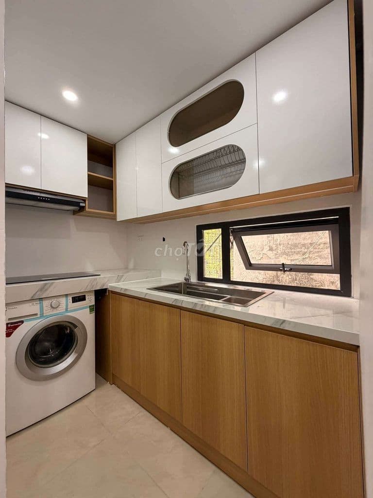 Tập thể mặt phố Thành Công, 55m 2PN, view Hồ, ô tô đỗ cầu thang, SĐCC - Ảnh 2