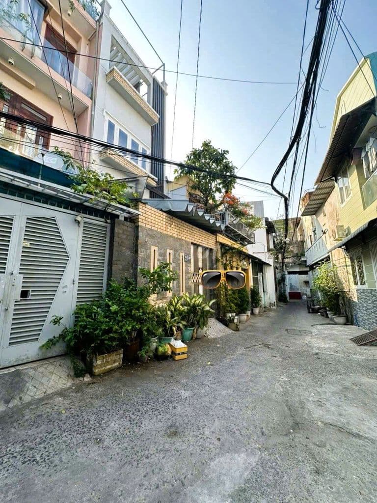 Bán nhà 3 tầng Phạm Thế Hiển P4-Q8 - Ảnh 2