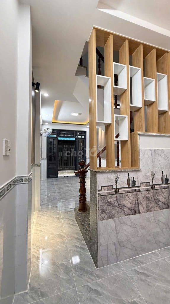 Bán nhà hẻm xe hơi cỡ nhỏ quận 12, 32m2 đúc 2 tấm, sổ hồng chung - Ảnh 3