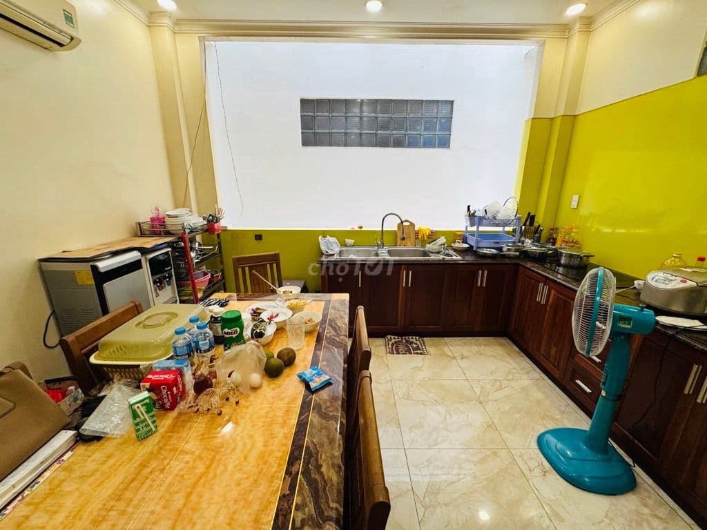 NHÀ ĐẸP KẾ GA METRO NGAY PHẠM VĂN BẠCH TÂN BÌNH DT 60M GIÁ CHÀO 8,5 TỶ - Ảnh 3