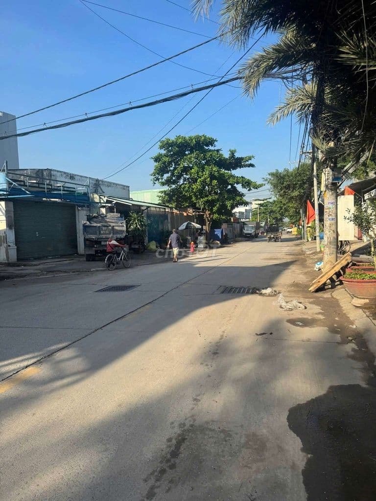 Bán đất / ngắn đường tx52, P.Thới An dt 4,4x17m SHR