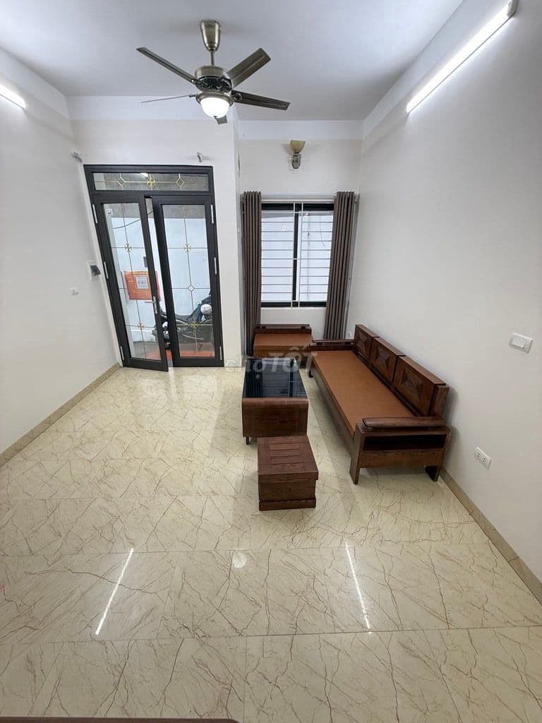 HOT! Nhà dân xây Đức Giang 44m2x4T, MT4m, ngõ thông 10m, 8.6 tỷ - Ảnh 2