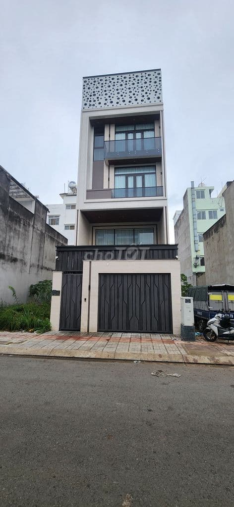 Đối lưng Quản Trọng Linh, Quận 8, DT: 6x20m, CN: 120m2, Giá 6.7 Tỷ/TL