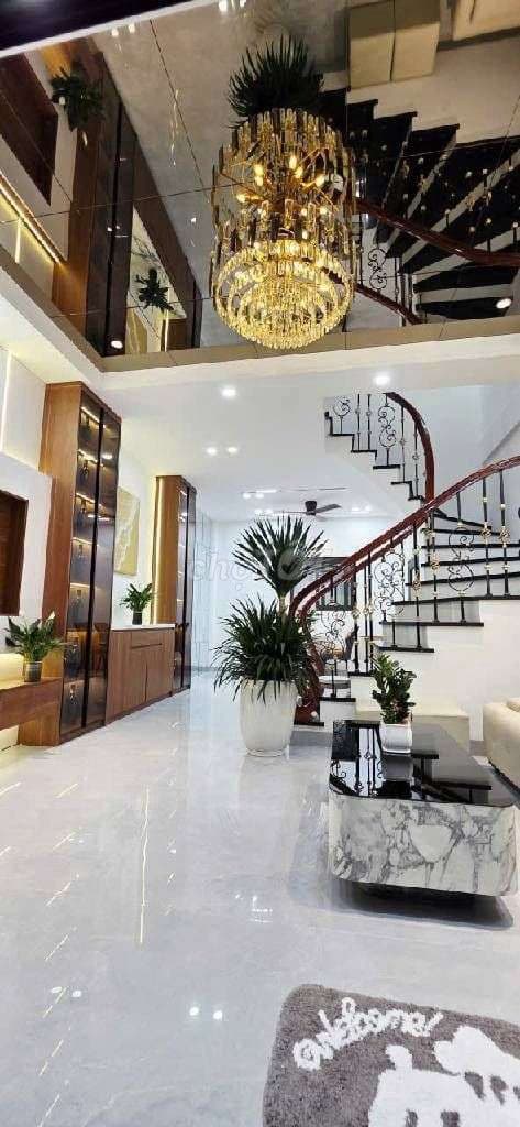 NHÀ ĐẸP ĐỊNH CÔNG - 40M2 - 4 TẦNG 4PN - SỔ VUÔNG ĐẸP - 9.6 TỶ
