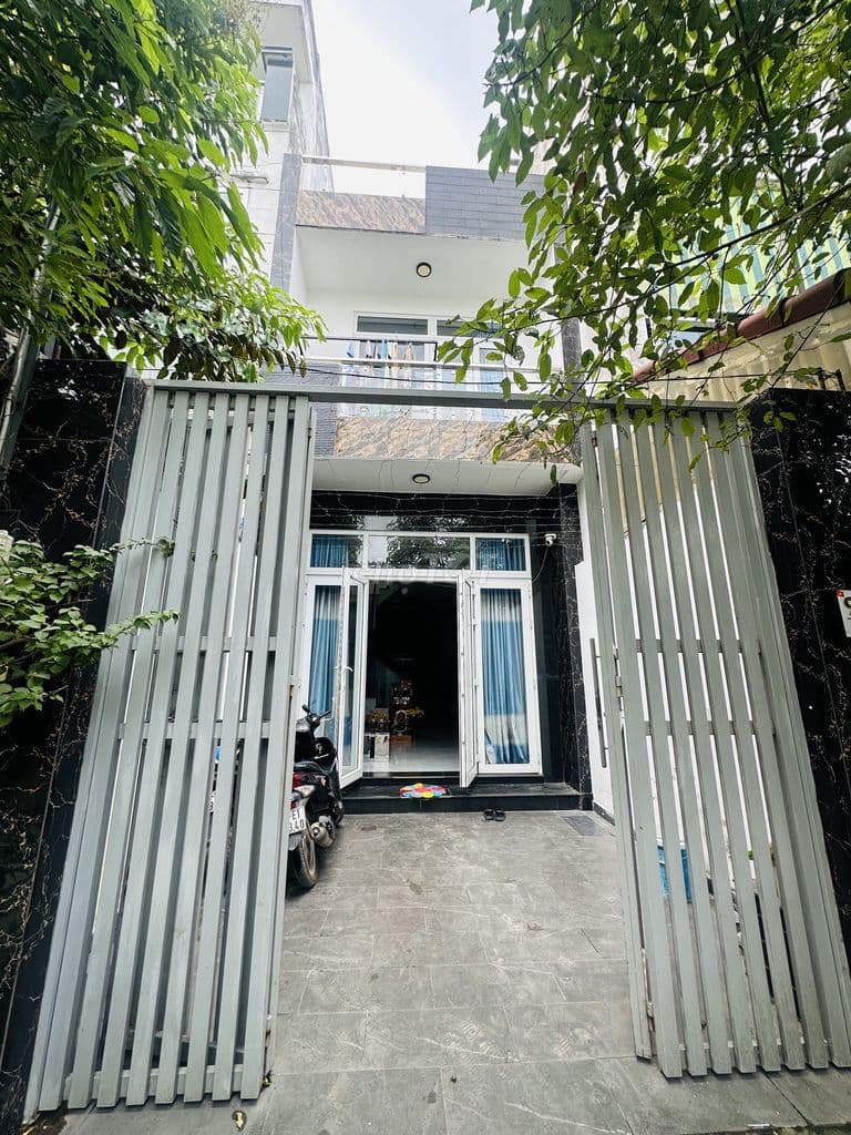 Bán nhà đường số 28 ( sát ngay vành đai 2 phạm văn đồng)