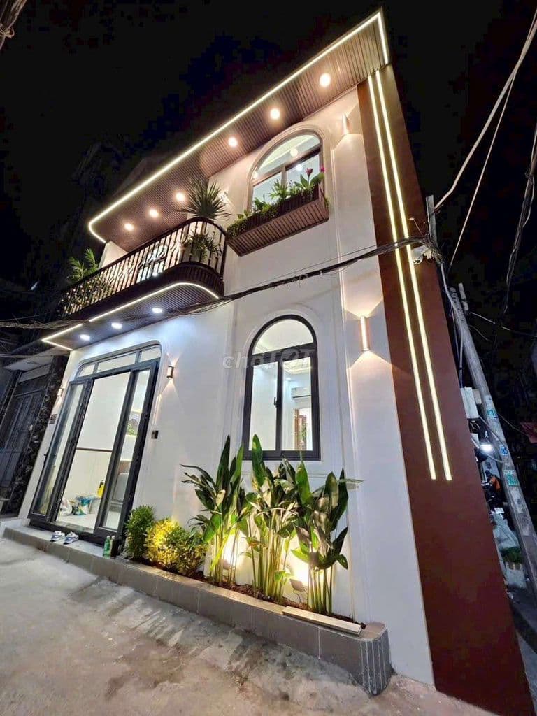 bán nhà full nội thất cao cấp hẻm xe hơi huỳnh Tấn Phát