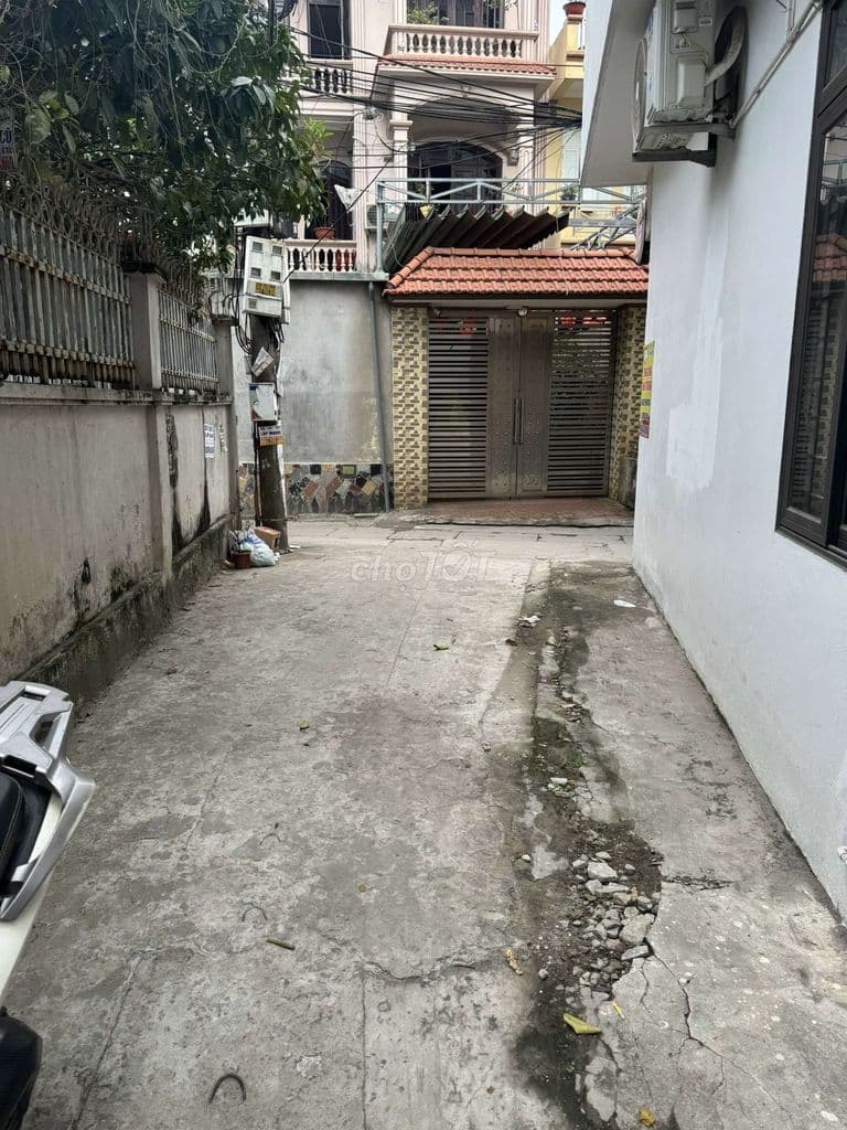 Nhà 4T + lửng/tum thang x 40m2 mới đẹp - Ảnh 3