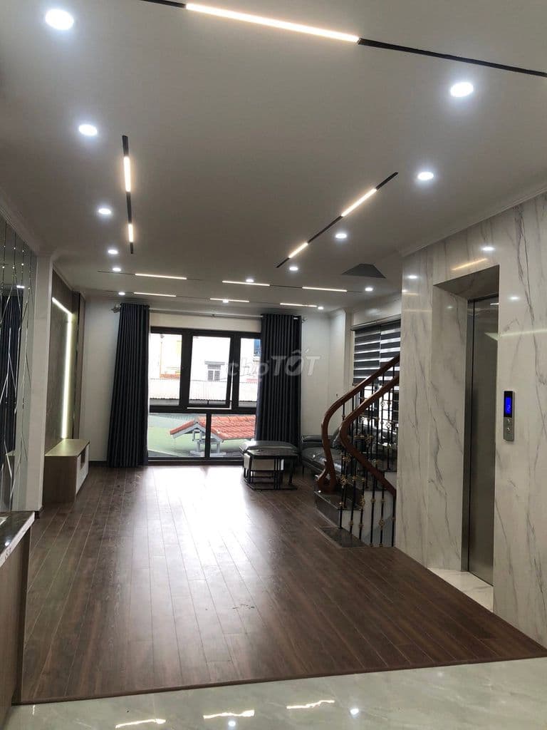 bán nhà 6 tầng ô tô vào nhà gần chợ - Ảnh 2