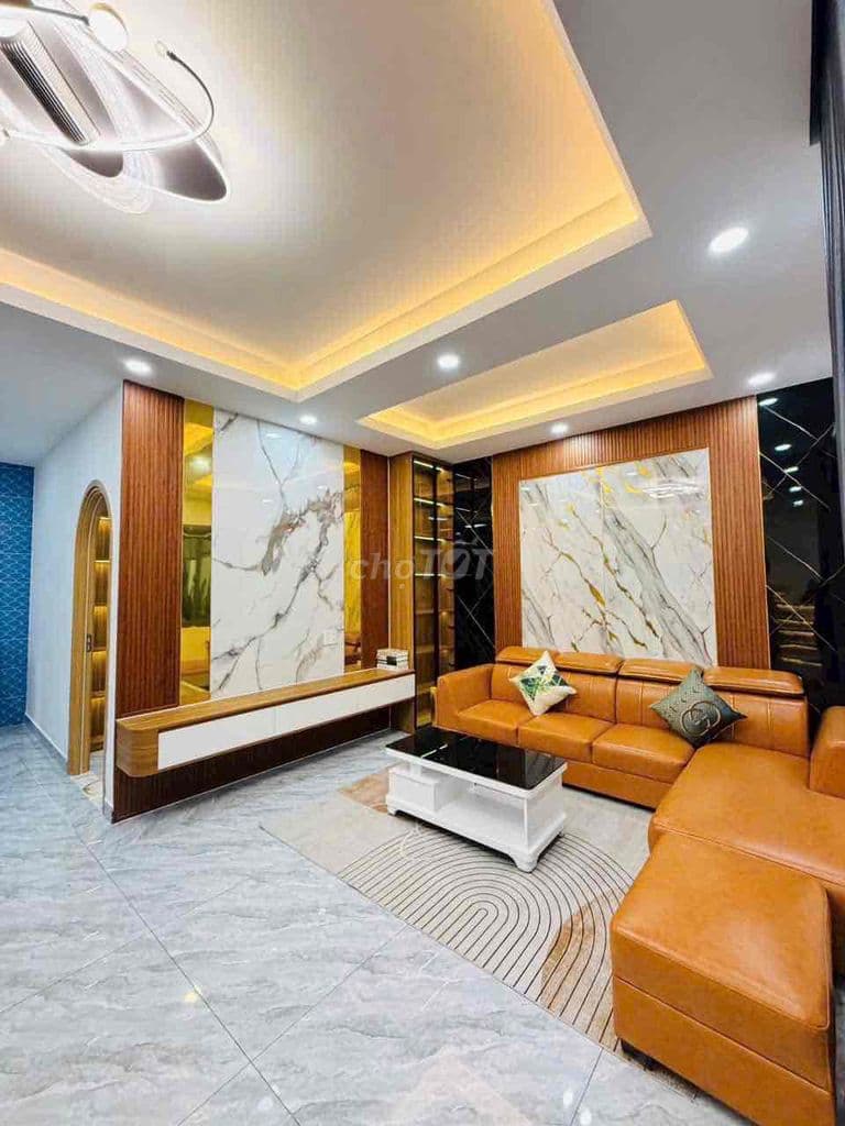 bán nhà sổ hồng riêng dt 7x10 1 trệt 2 lầu 5 phòng ngủ - Ảnh 3