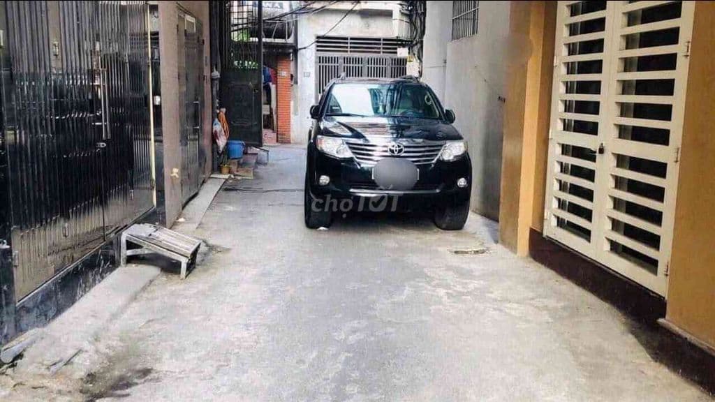 bán nhà lô góc Lê Quang Đạo 32m² 5T chỉ 9.3 tỷ