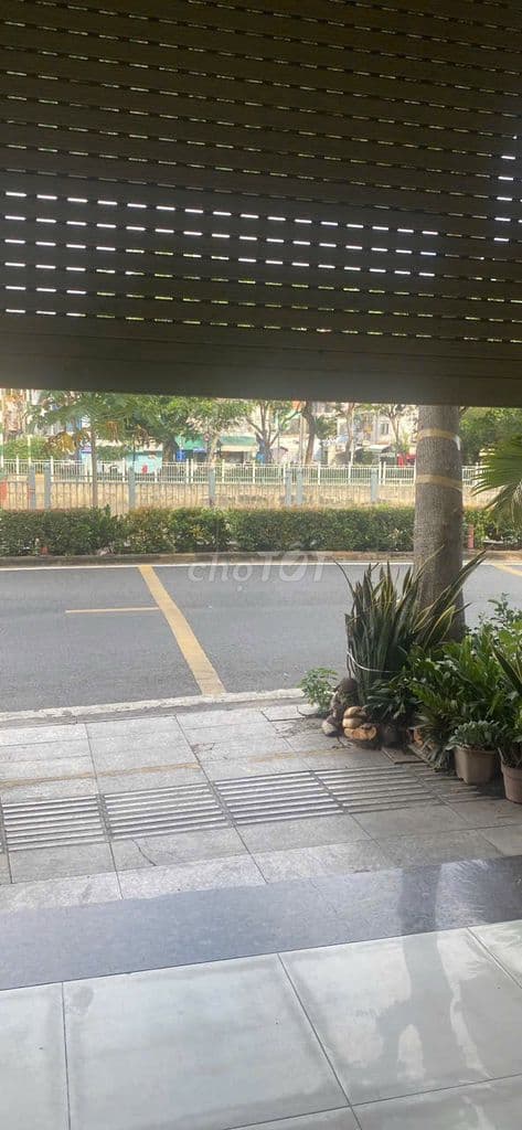 Chính chủ cần bán gấp giảm 500 triệu nhà mặt tiền kênh Lò Gốm chốt 8.4 - Ảnh 2