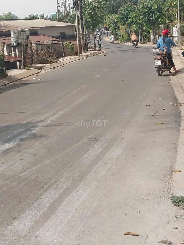 Bán nhà CHÍNH CHỦ. Gần Vinhomes HÓC MÔN - Ảnh 3