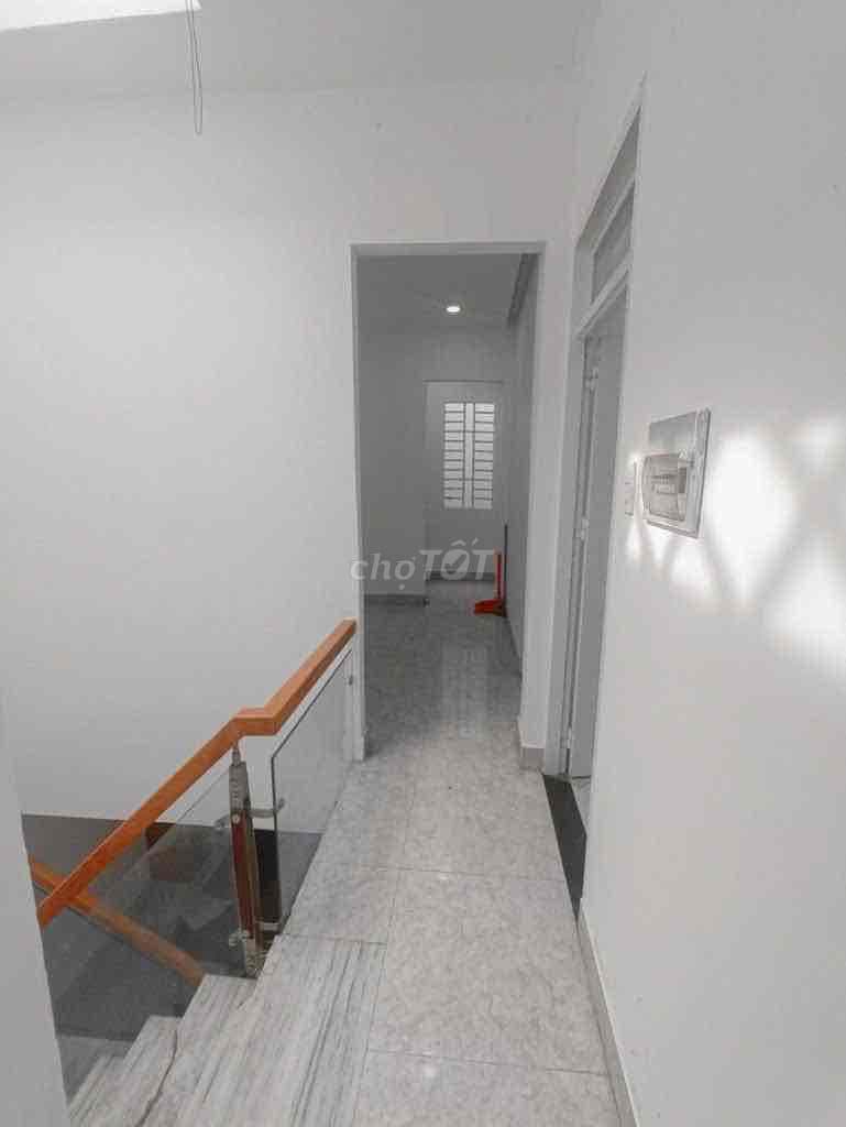 VỊ TRÍ ĐẸP - GẦN LOTTE MART VÀ CITY LAND - DT 65m2, Chỉ 5.X Tỷ💰🌿 - Ảnh 2