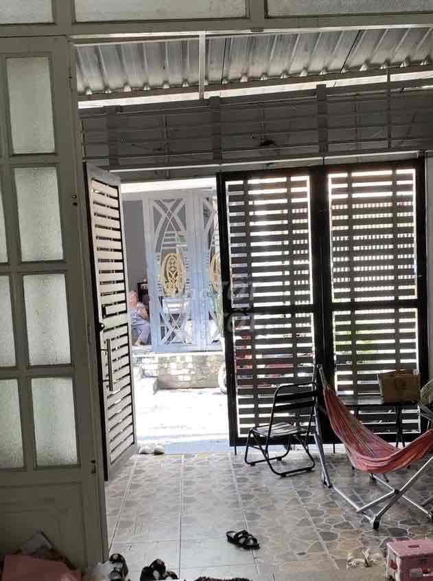 CHÍNH CHỦ BÁN NHÀ MT HẺM98 BÙI VĂN BA,ĐƯỜNG TRƯỚC NHÀ 6M2