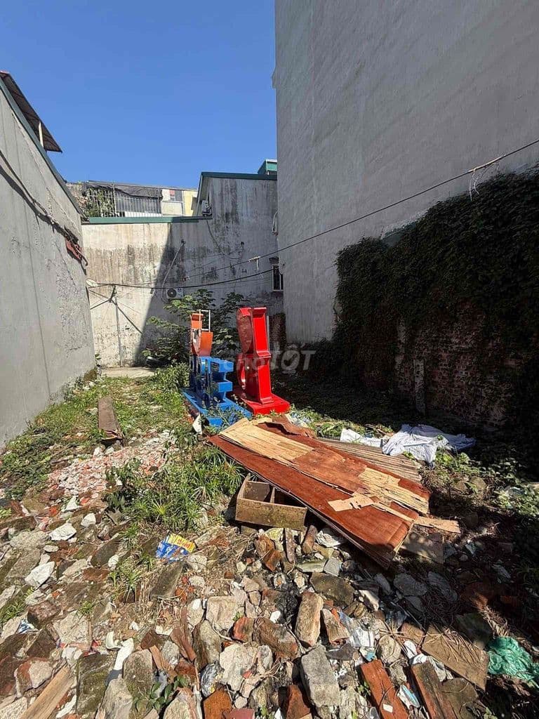 Bán mảnh đất Tam Trinh ô tô đỗ cổng ,ngõ thông mặt tiền rộng vừa mieng