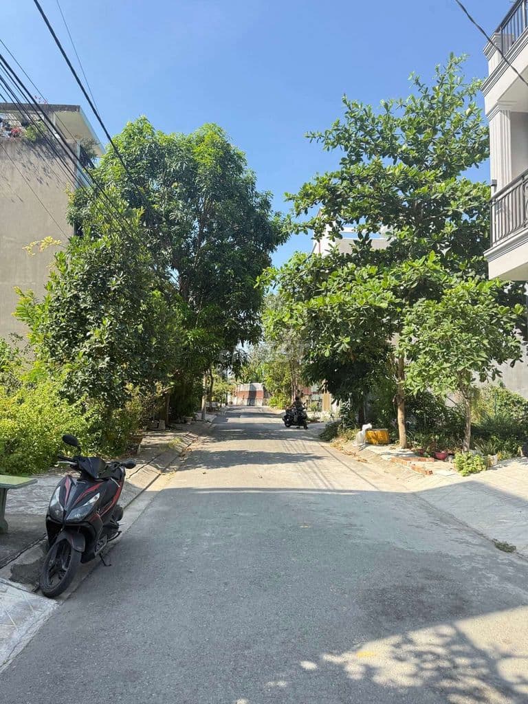 KHU HAI THÀNH(NGUYỄN VĂN LINH)Q8-ĐƯỜNG NHỰA 12M TOÀN KHU-5TẦNG(4×24)
