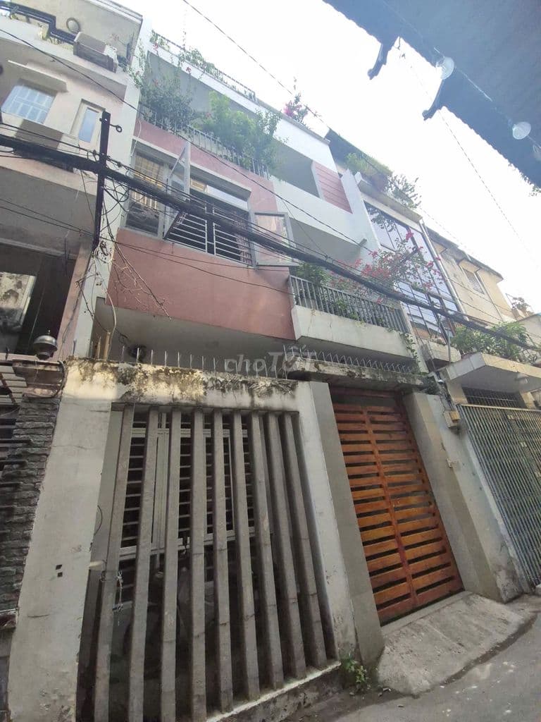 Bán nhà 3 lầu ngang gần 6m hẻm xe hơi thông Tân Bình - Ảnh 3