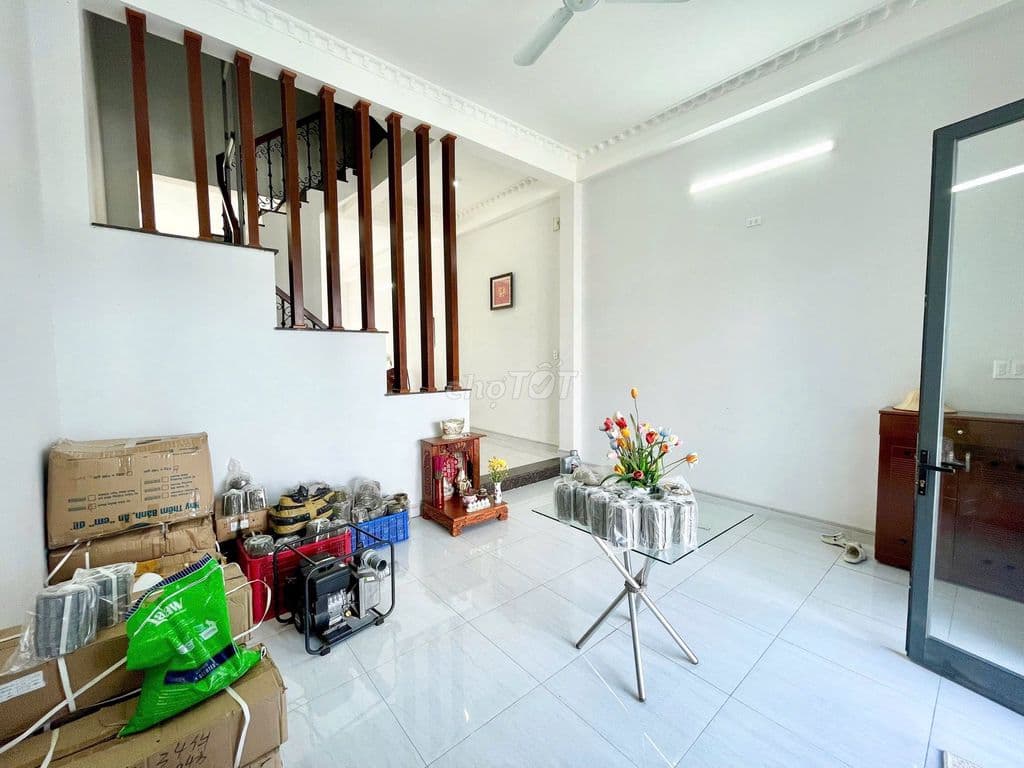 BÁN NHÀ 3 TẦNG MT HẺM CHÍNH LÊ VĂN LƯƠNG - Ảnh 3