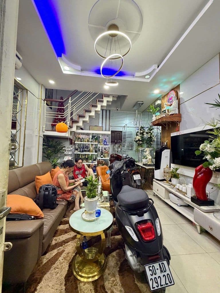 BÌNH TÂN - SÁT BÊN HẺM XE TẢI - 3 TẦNG - DTSD 73M2 - CHỈ 3.7 TỶ - Ảnh 3