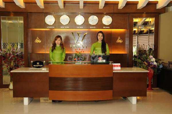 💥 Sang nhượng khách sạn tại Long Biên - doanh thu 300tr/ tháng