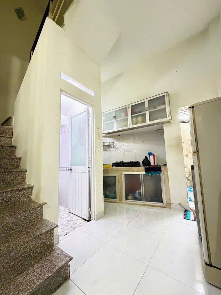 Bán nhà 3 tầng Âu Dương Lân P3-Q8 - Ảnh 2