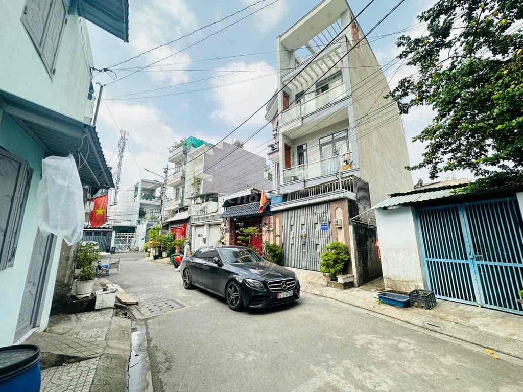 Nhà C4 Ngang 4,5M Đường Oto Ngay Hoàng Diệu 2 - Ga Metro - XD Cao Tầng - Ảnh 2