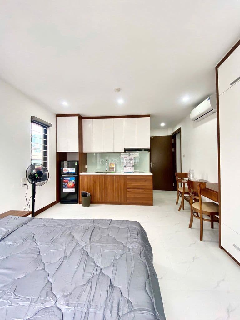Chính chủ bán toà chung cư mini Trần Thái Tông, Xuân Thuỷ oto gần, 8T