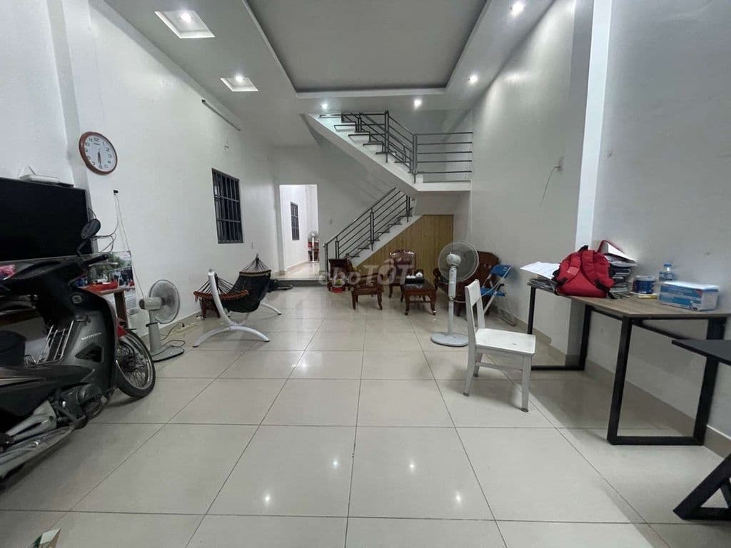 BÁN NHÀ ĐÔNG BẮC, KẾ BÊN CÔNG VIÊN PMQT Q12 100M2 NGANG 5 CHỈ 4.7 TL - Ảnh 2