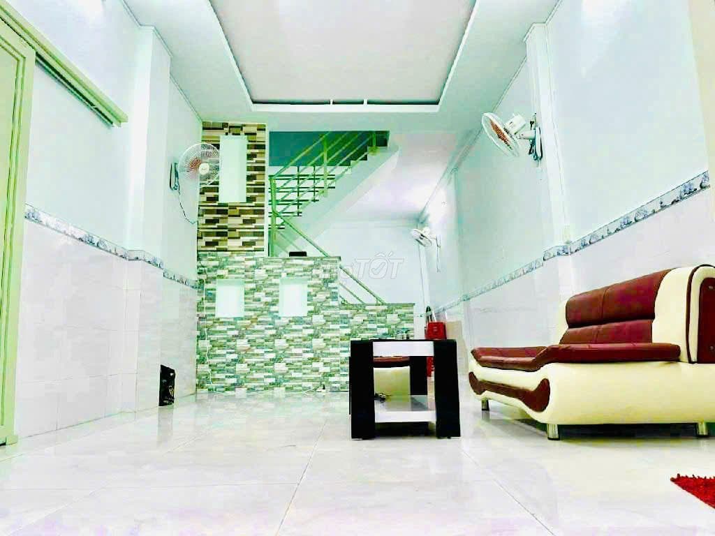 Khan hiếm P.25 chỉ 104tr/m2 - Bán gấp nhà 2 tầng 45m2 ngay Hàng Xanh - Ảnh 2