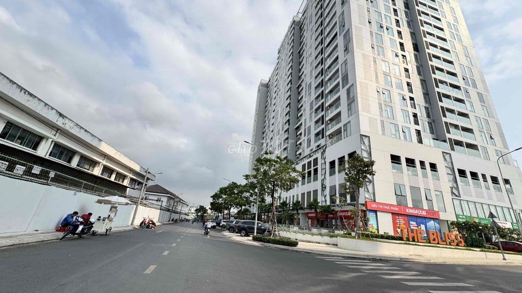 BÁN LÔ ĐẤT F0 - HXH - SÁT CC URBAN GREEN - QL13