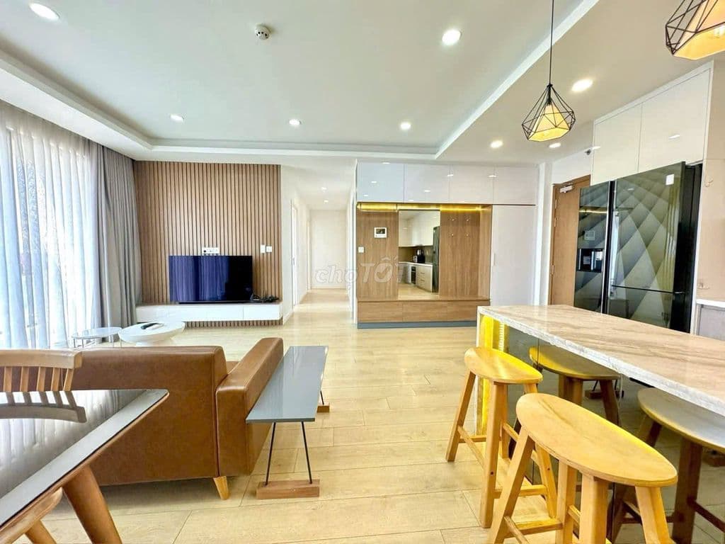 Chính chủ cần bán CH 50m2 2tỷ, sổ rồi mua ở liền, đầy đủ nội thất
