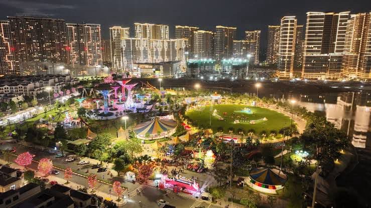 BÁN GẤP CĂN HỘ STUDIO VINHOMES QUẬN 9 33.8M2 GIÁ 1.76TỶ,MIỄN MÔI GIỚI