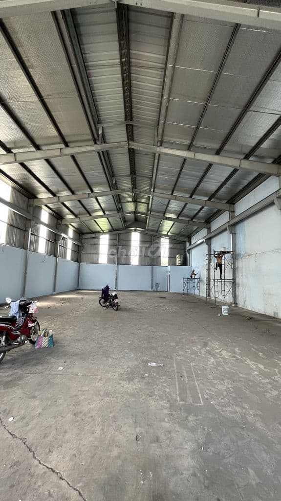 Bán Nhà Xưởng 10x50m đường 10m Thông Tô Hiệu - Lũy Bán Bích giá 38 tỷ
