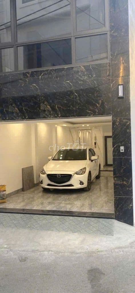 🌿🌿🌿🌹🌹🌹PHỐ TRẠM LONG BIÊN HÀ NỘI OTO VÀO NHÀ DT 50M