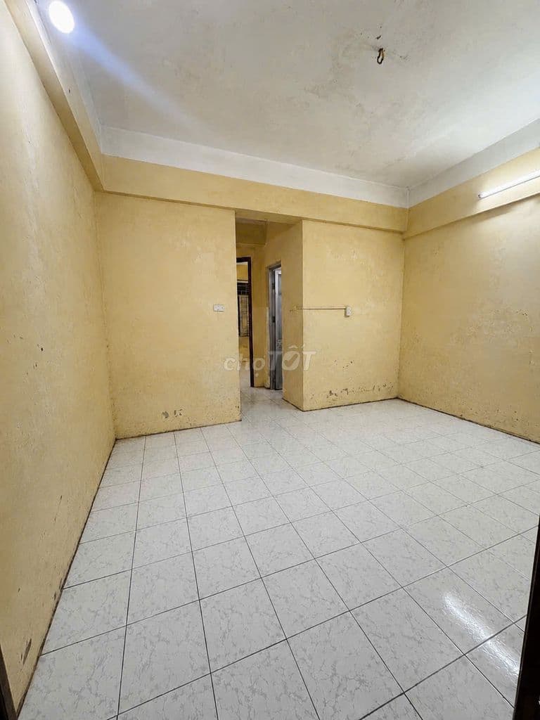 Bán chung cư Phố Nguyễn Định Dị, sổ đỏ riêng, thang máy, 2,85 tỷ có TL - Ảnh 2
