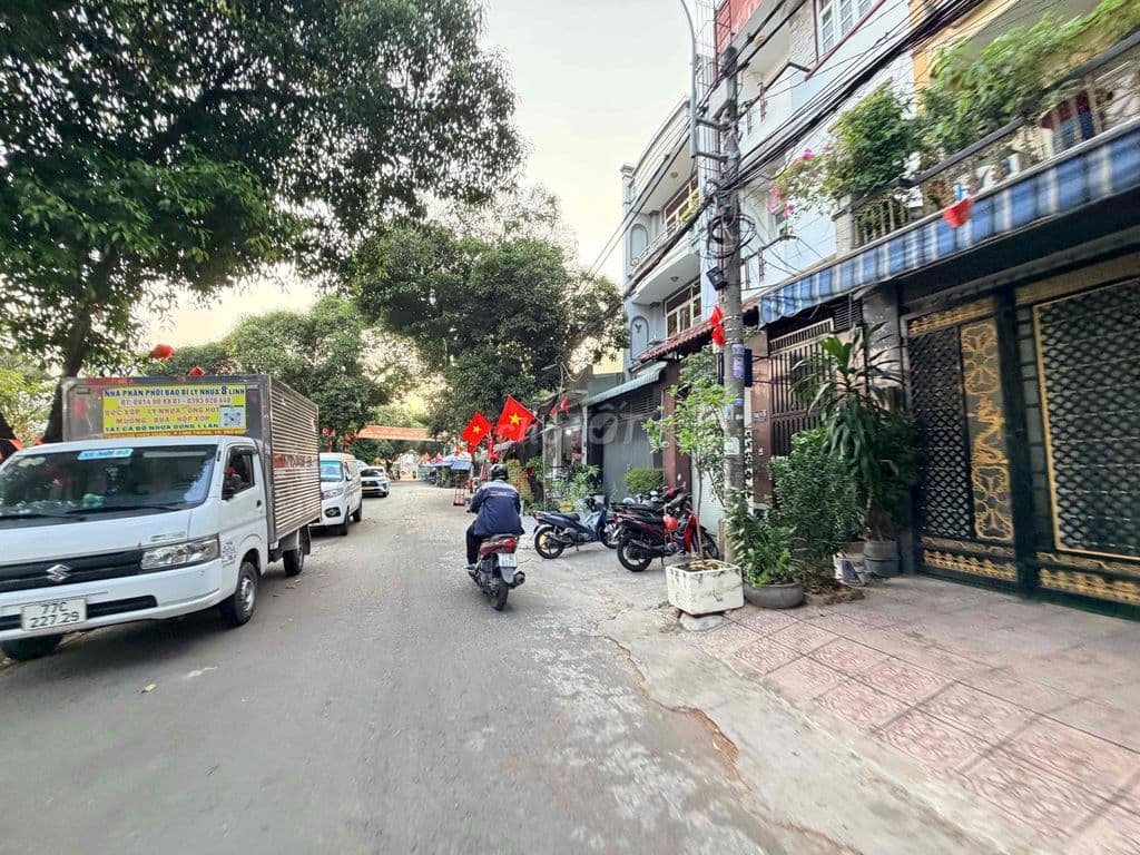 GIẢM 500TR- NHÀ MẶT TIỀN KINH DOANH 90M2(5X18 CÓ CÔNG VIÊN SIÊU ĐẸP - Ảnh 2