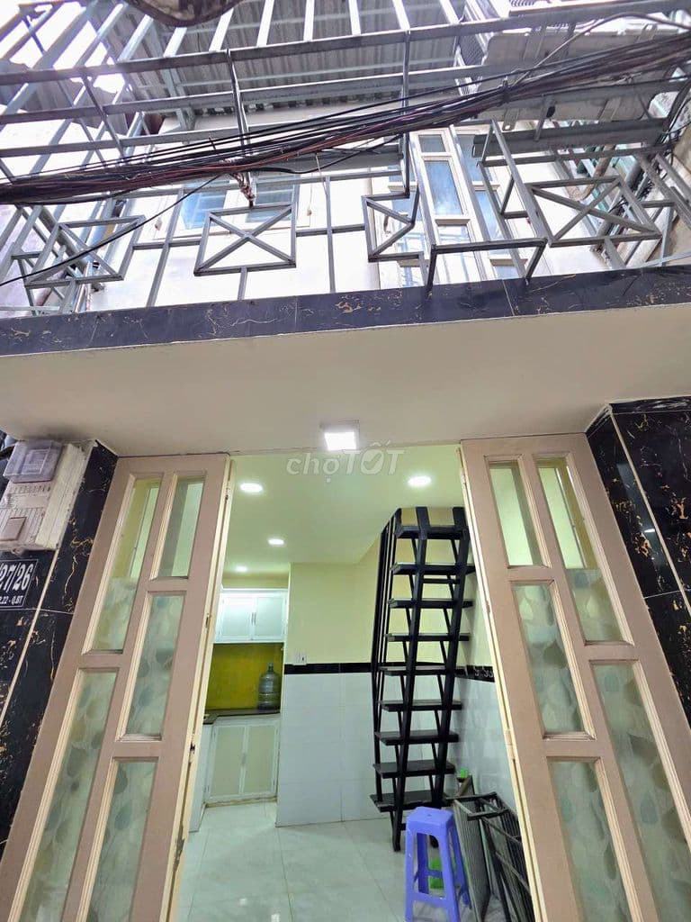 Nhà 3 tầng 2Pn-3tolet sổ hồng riêng Sát Quận1 đường Võ Duy Ninh P22 BT