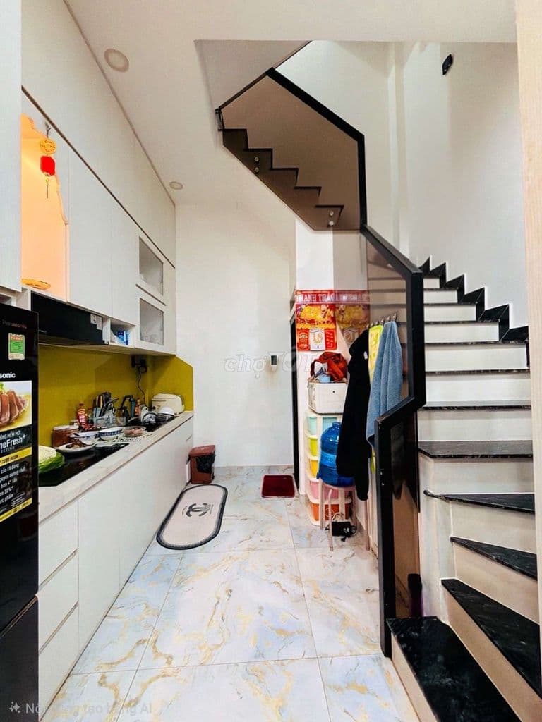 NHÀ 4 TẦNG SÁT MT TÔN ĐẢN - DTSD 116M² - HẺM 3M - SHR - NHỈNH 4 TỈ