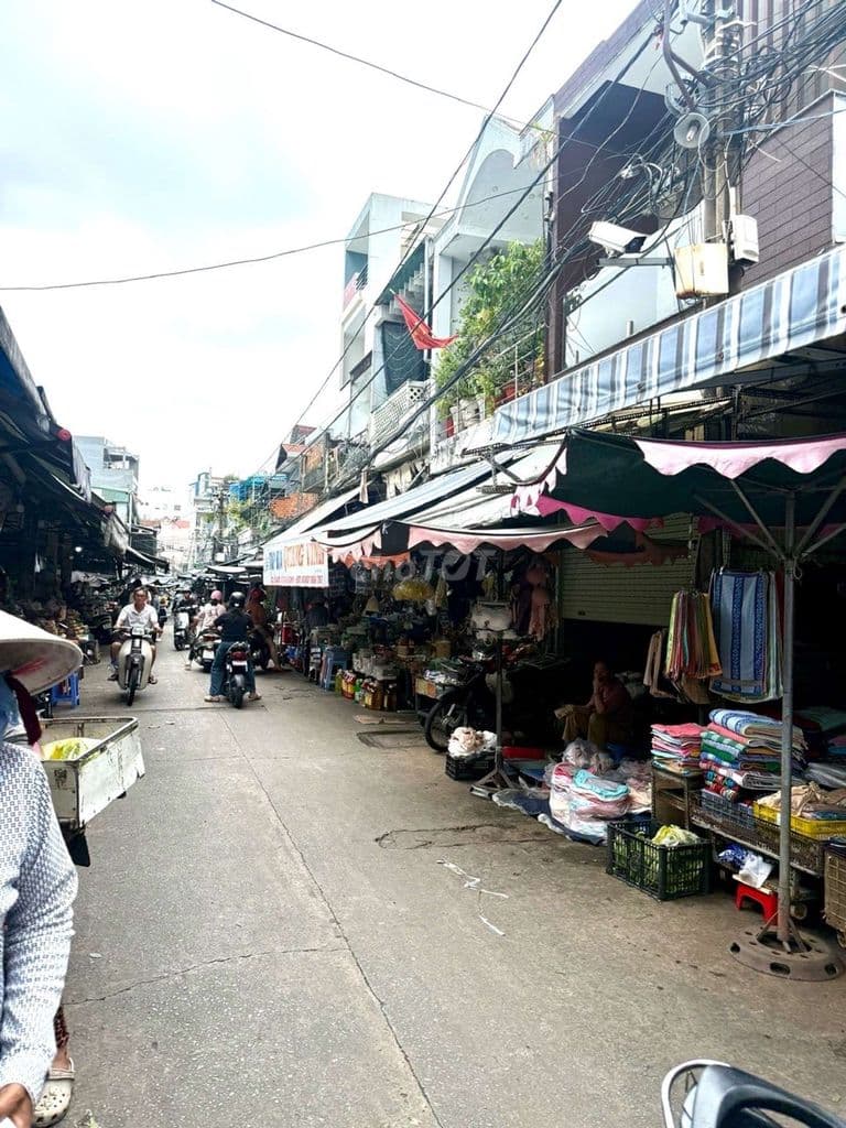 Bán Nhà ,Đường trường Chinh ,P14 Tân Bình ,Ngang 9M ,135M2, Giá : 13Tỷ - Ảnh 3